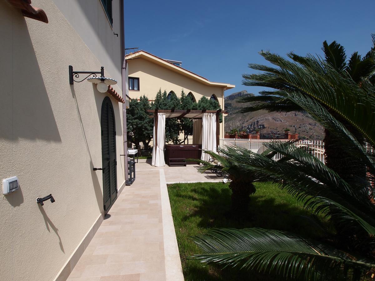 Villa Le - Taormina